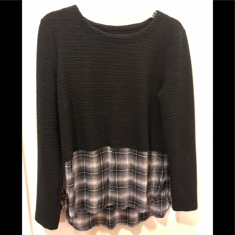 Plaid fabric bottom top